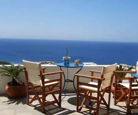 Donoussa Rooms 3*